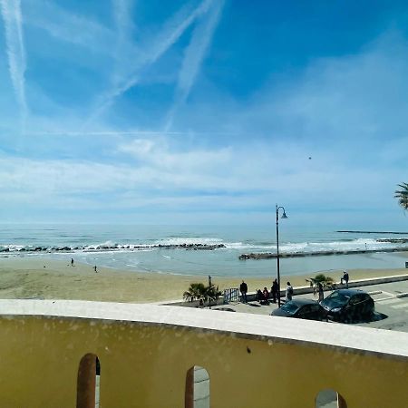 Mirage Rooms Anzio Eksteriør bilde