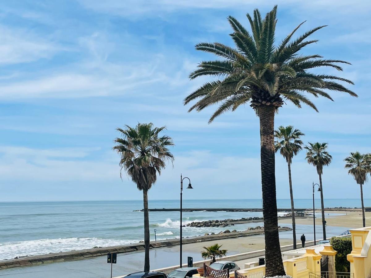 Mirage Rooms Anzio Eksteriør bilde
